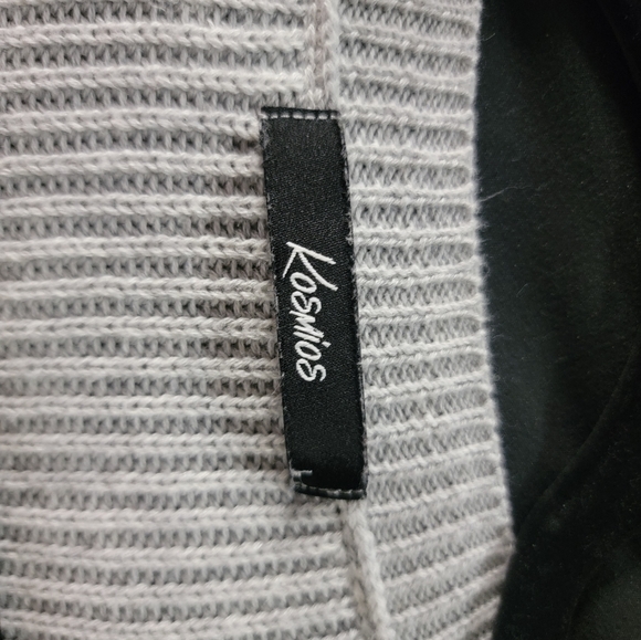 Kosmios Gray Slightly Oversized Sweater - Picture 5 of 6